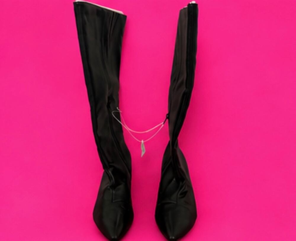 Old Navy Black Knee-High Pointed Toe Heeled Boots Size 9 – NWT